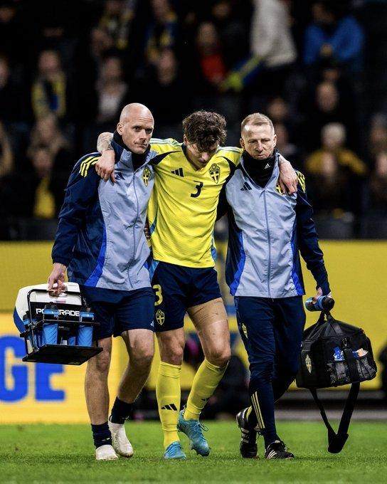 1731887780767015354.jpg lindelefu.jpg